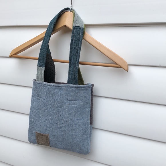 Handmade patchwork upholstery mini bag - Picture 5 of 11